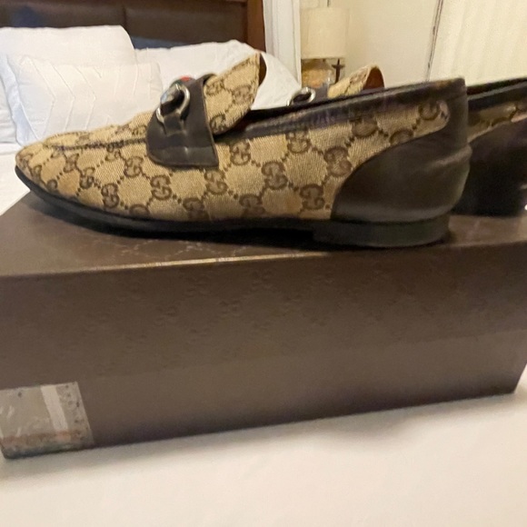 Men’s Gucci Loafers - Canvas - monogram GG. - Picture 3 of 9
